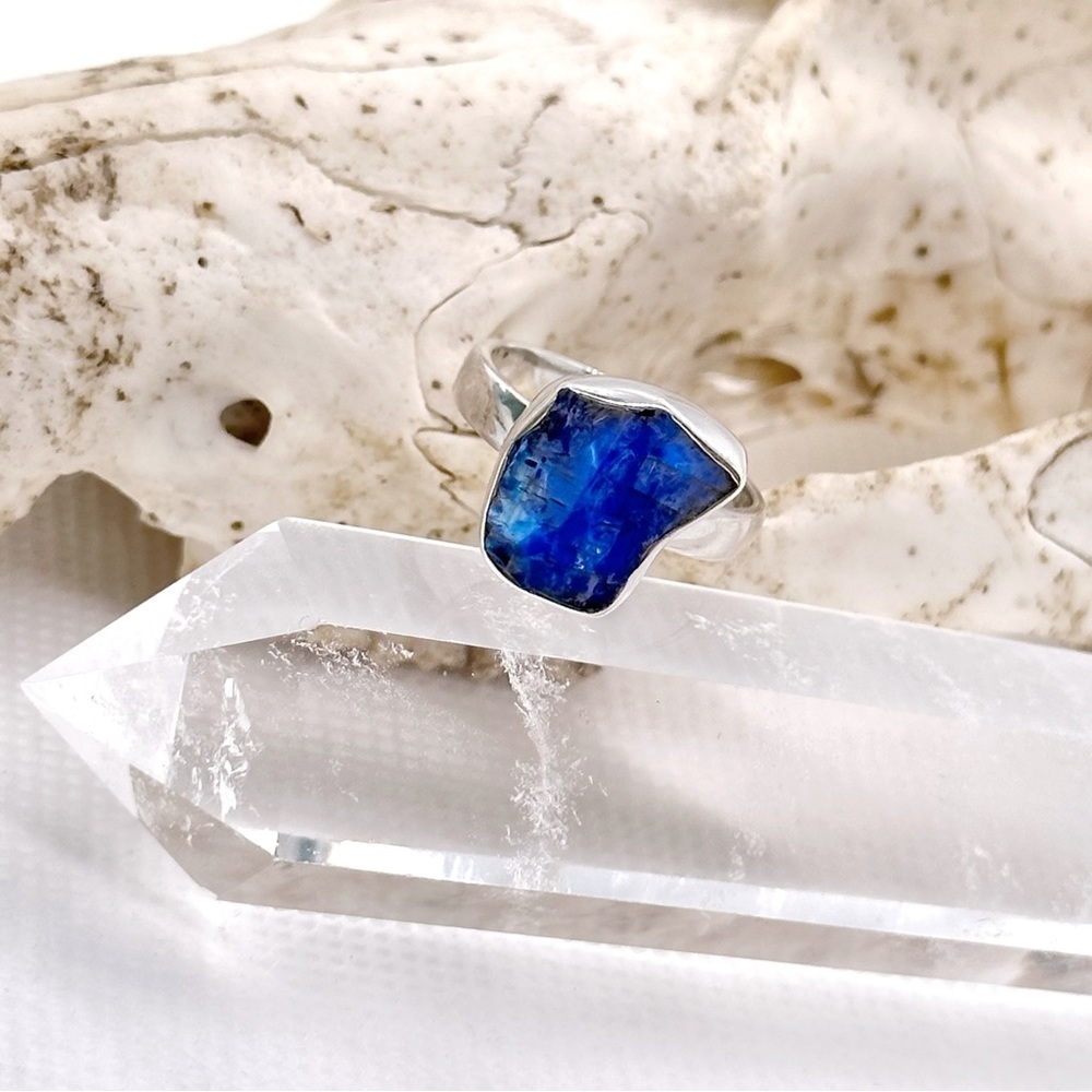 Ooak Sterling Silver Blue Flash Rainbow Moonstone In Black Tourmaline Ring